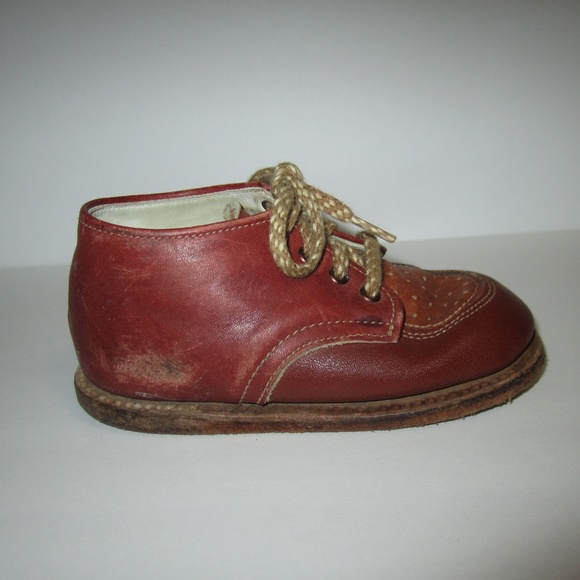 vintage stride rite shoes